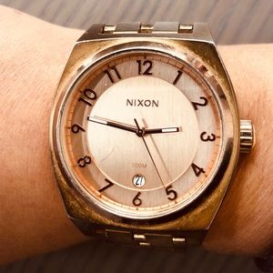 Nixon watch